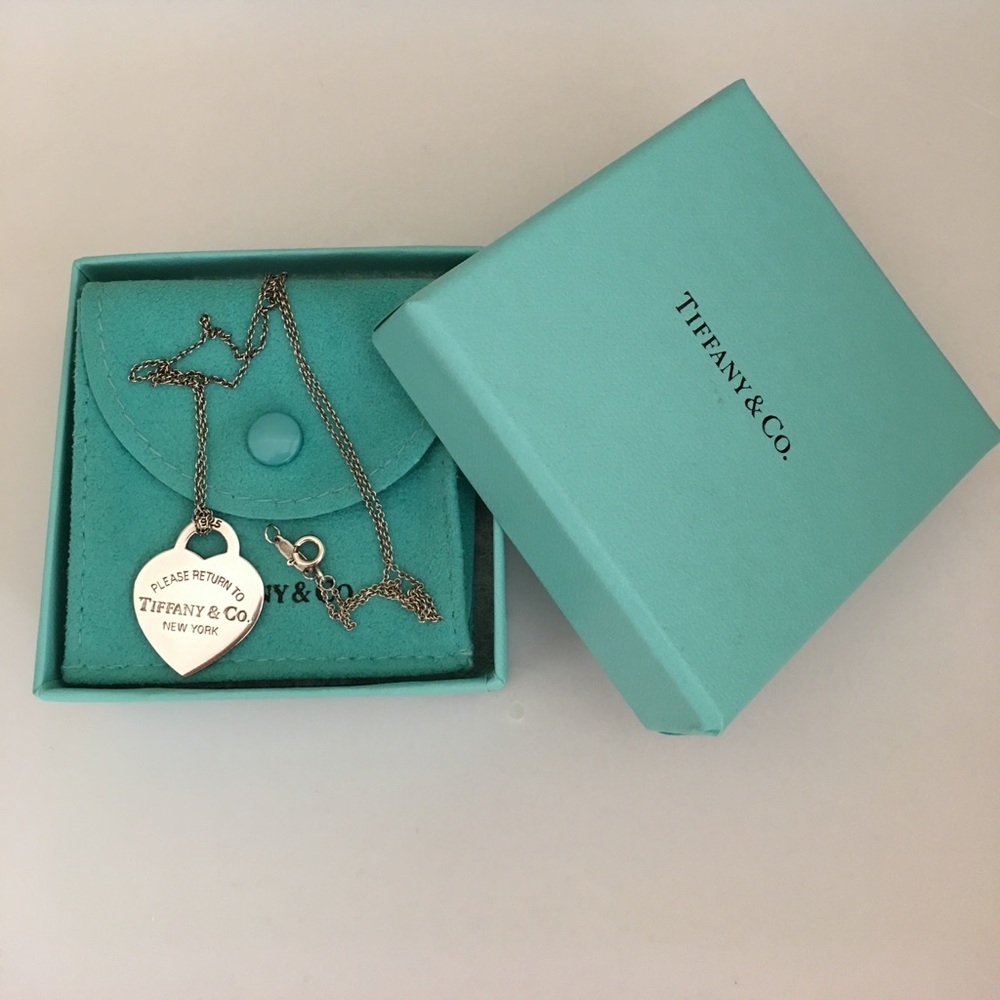Tiffany & co. Heart necklace.